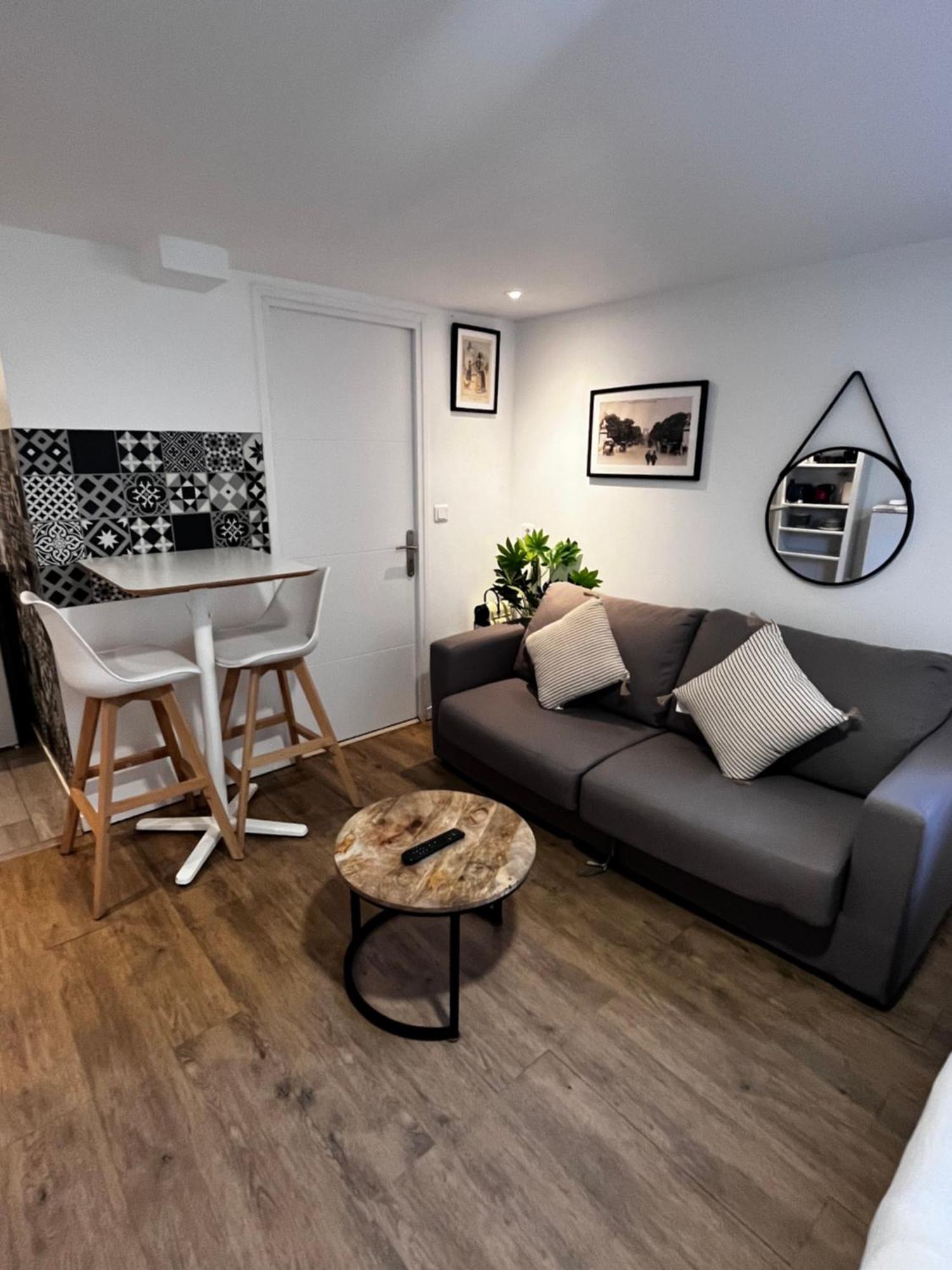 Studio Proche Gare Et Versailles 4 Min A Pied Train Vers Paris Marly-le-Roi Ngoại thất bức ảnh